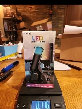 Vibe LED Condenser Mic — Black Body